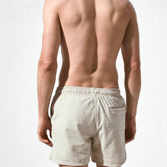 H&M MENS SEERSUCKER SWIM  SHORTS SIZE MED. - Picture 4 of 8